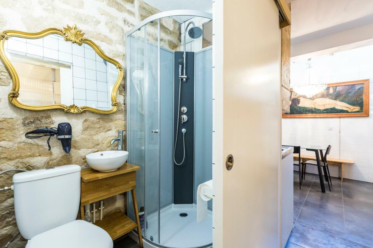 Original, cosy 25m² near CANAL ST-MARTIN Paris Exterior foto