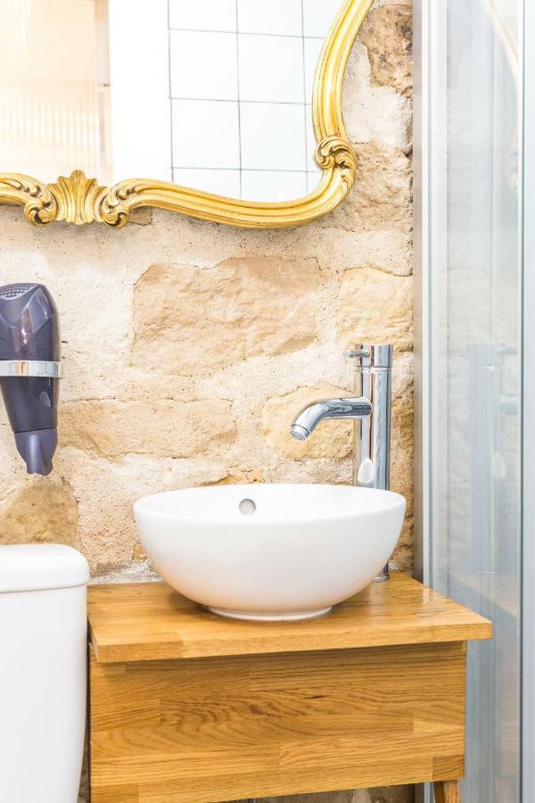 Original, cosy 25m² near CANAL ST-MARTIN Paris Exterior foto