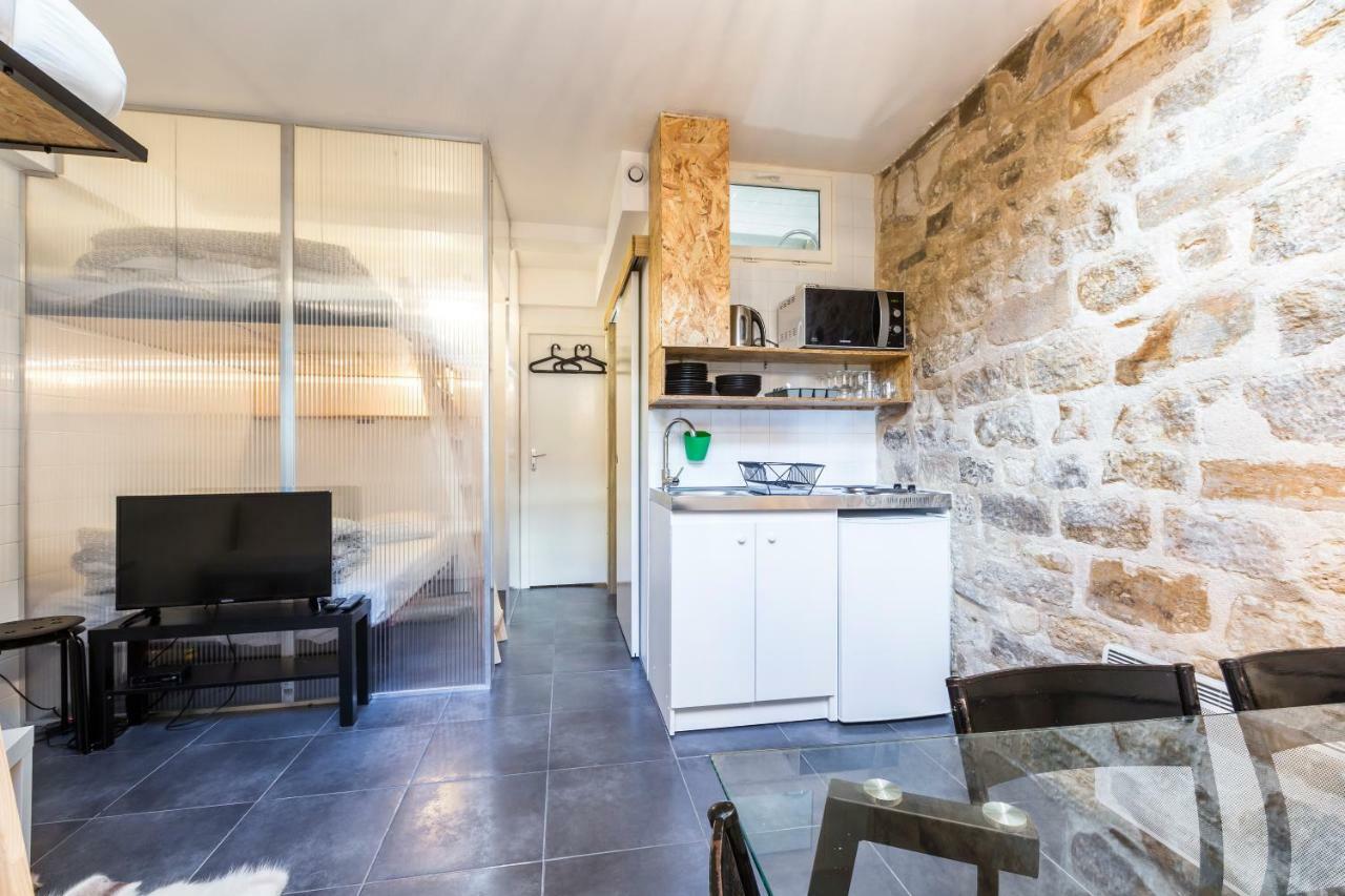 Original, cosy 25m² near CANAL ST-MARTIN Paris Exterior foto