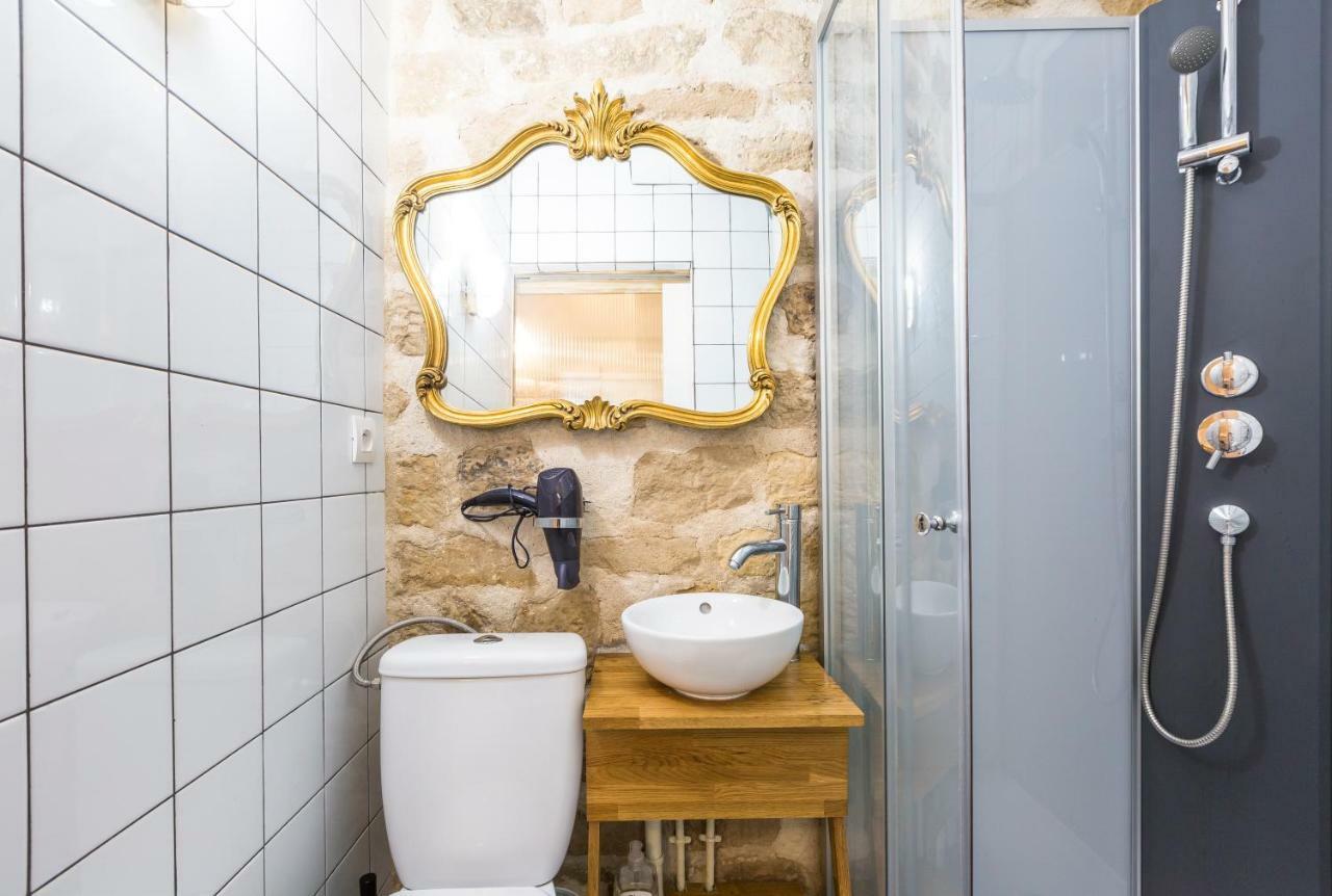 Original, cosy 25m² near CANAL ST-MARTIN Paris Exterior foto